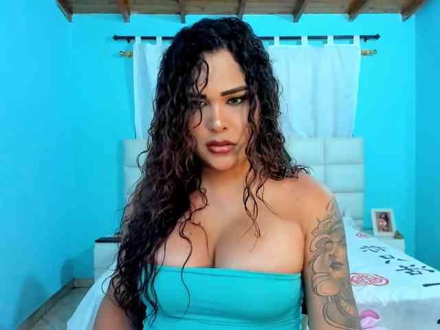 Modelo: shadiaorozco