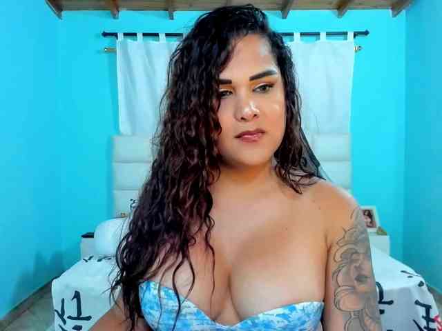 shadiaorozco webcam