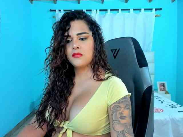 Modelo: shadiaorozco