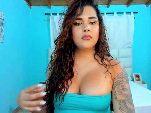 Modelo: shadiaorozco