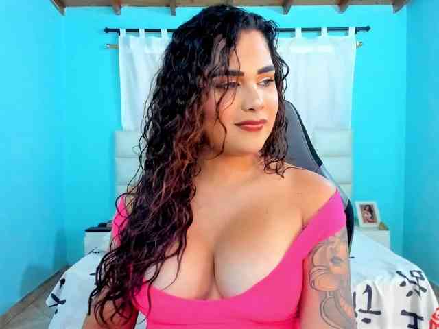 Modelo: shadiaorozco