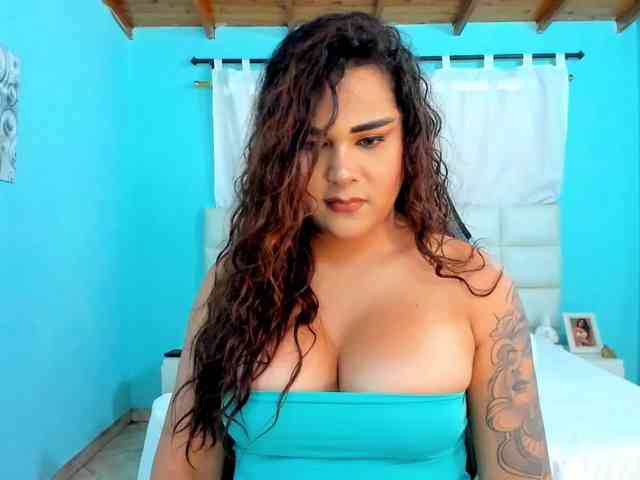 shadiaorozco webcam