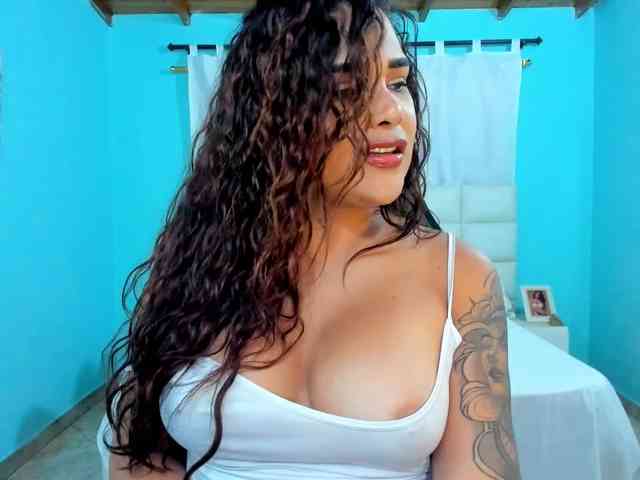 Modelo: shadiaorozco