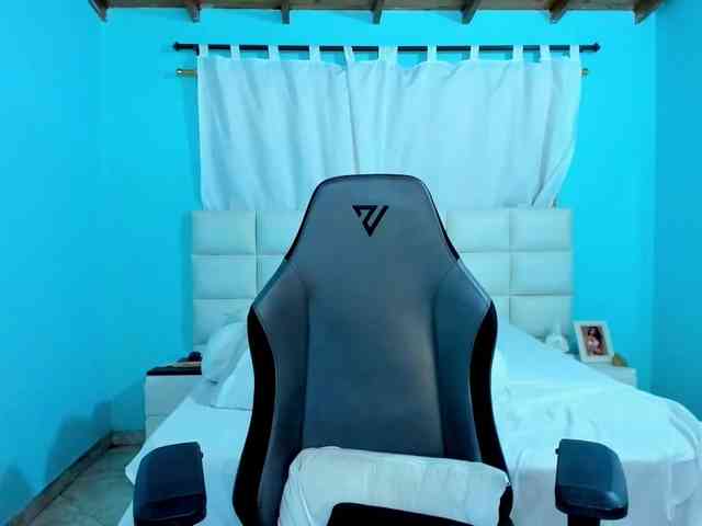 shadiaorozco webcam