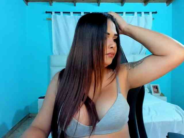 shadiaorozco webcam
