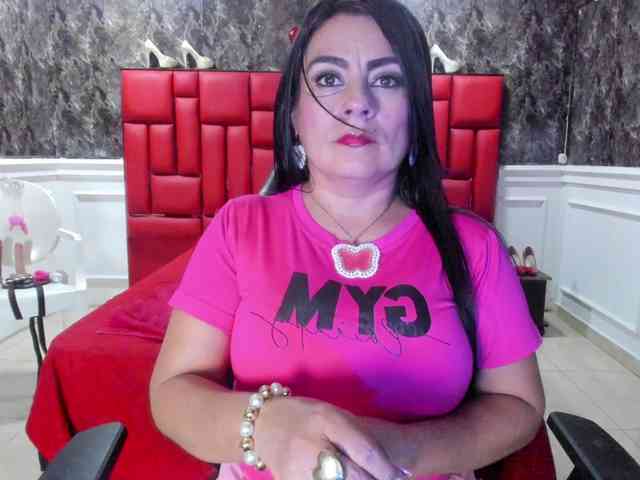 Ladyxmilf webcam