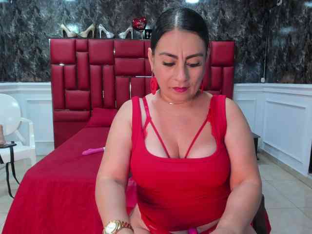 Ladyxmilf webcam