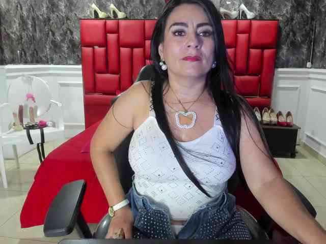 Model: Ladyxmilf