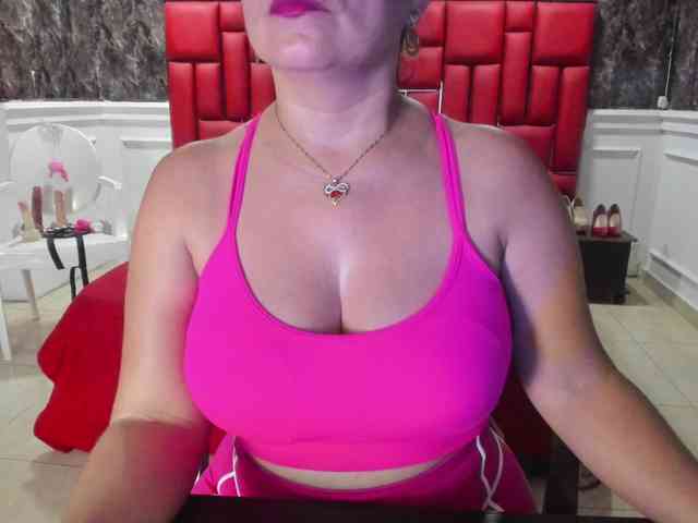 Ladyxmilf webcam