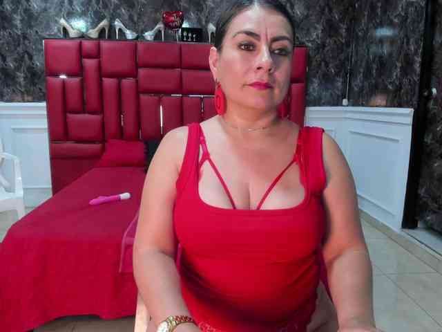 Ladyxmilf webcam
