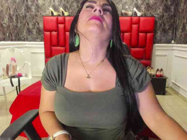 Ladyxmilf webcam