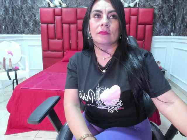Ladyxmilf webcam
