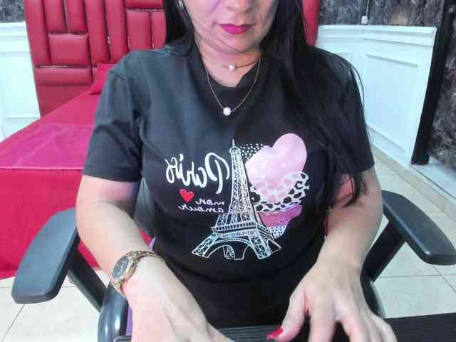 Ladyxmilf webcam