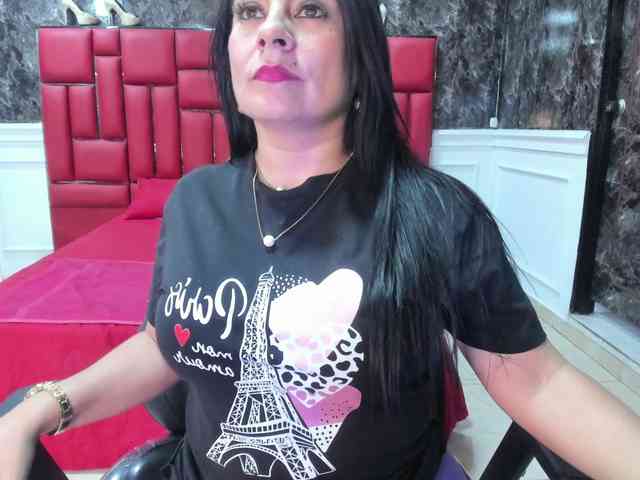 Ladyxmilf webcam