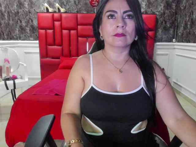 Ladyxmilf webcam