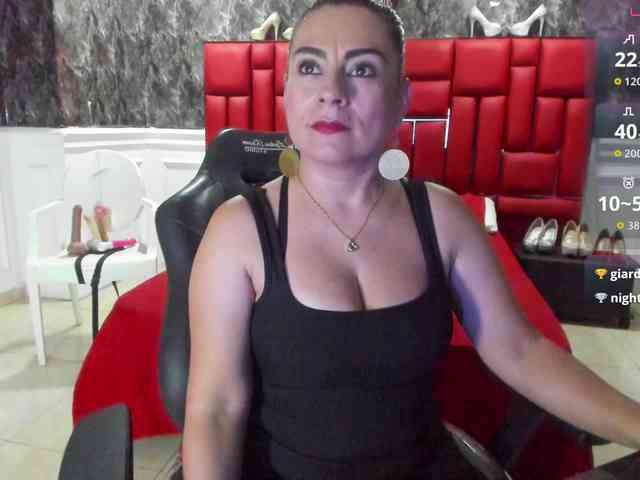 Ladyxmilf webcam