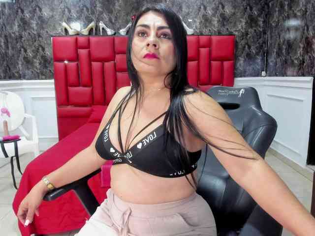 Ladyxmilf webcam