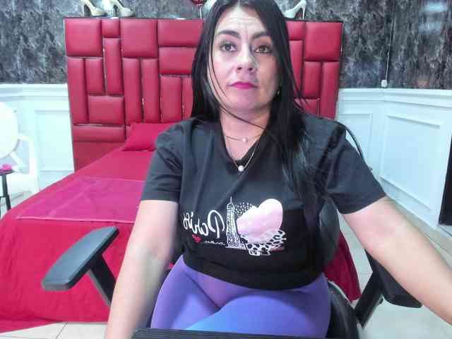 Ladyxmilf webcam