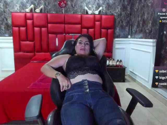 Ladyxmilf webcam