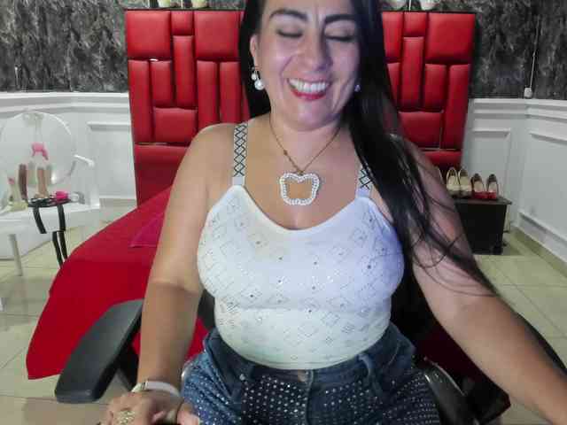 Ladyxmilf webcam