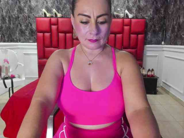 Ladyxmilf webcam