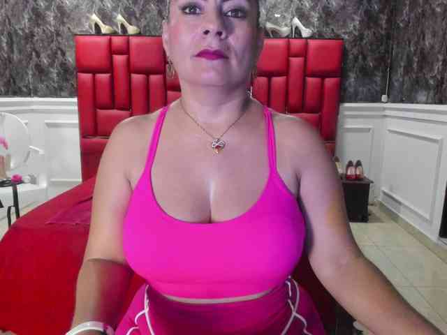 Ladyxmilf webcam