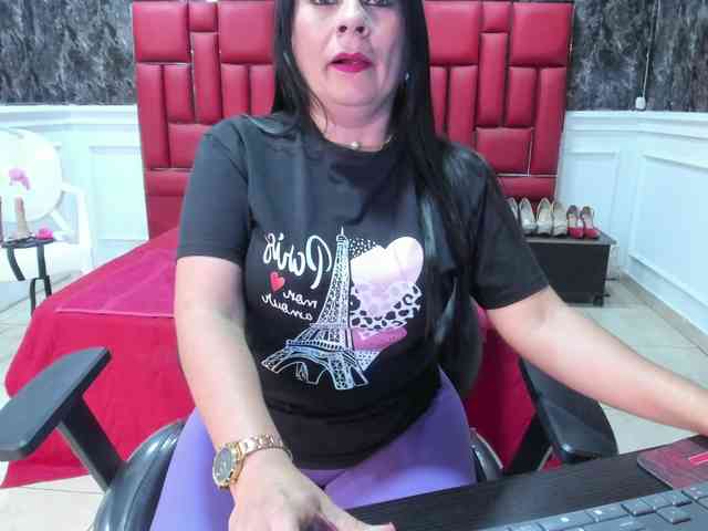Ladyxmilf webcam