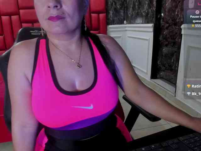 Ladyxmilf webcam