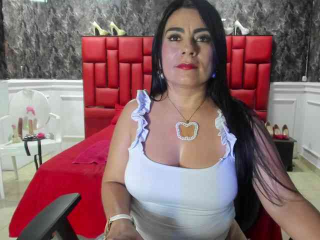 Ladyxmilf webcam