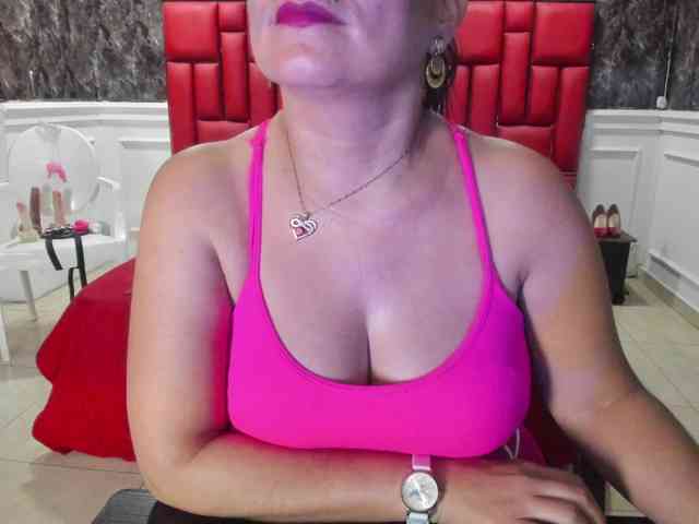 Ladyxmilf webcam
