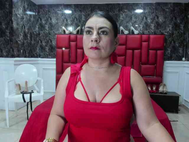 Ladyxmilf webcam
