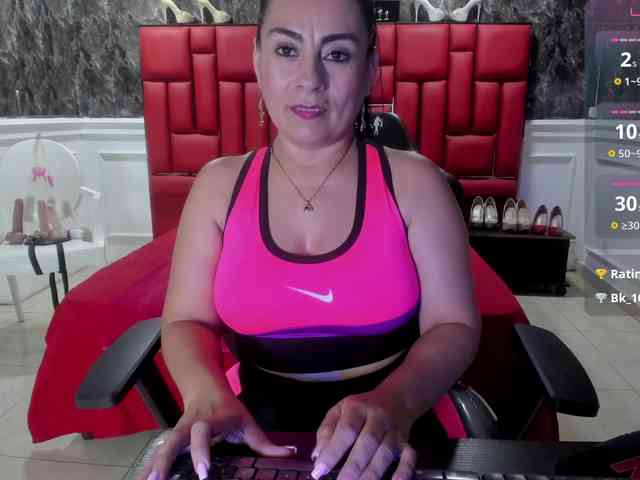 Ladyxmilf webcam