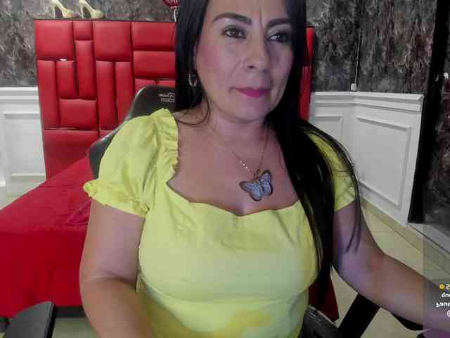 Ladyxmilf webcam