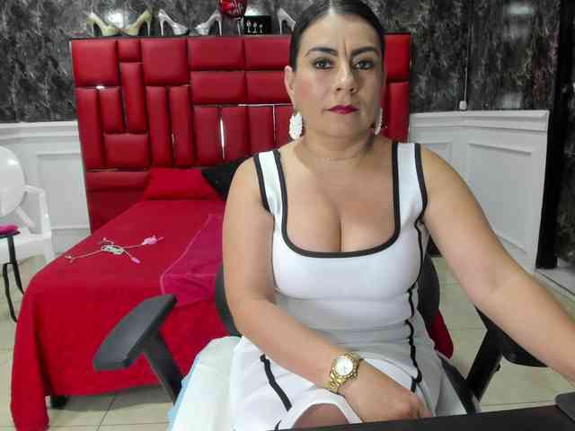 Ladyxmilf webcam