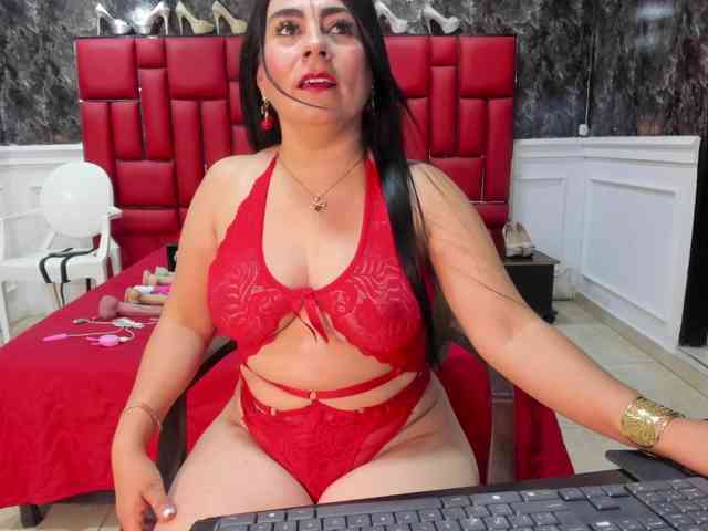 Ladyxmilf webcam