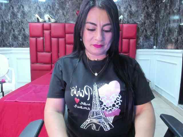Ladyxmilf webcam