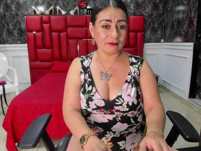 Ladyxmilf webcam