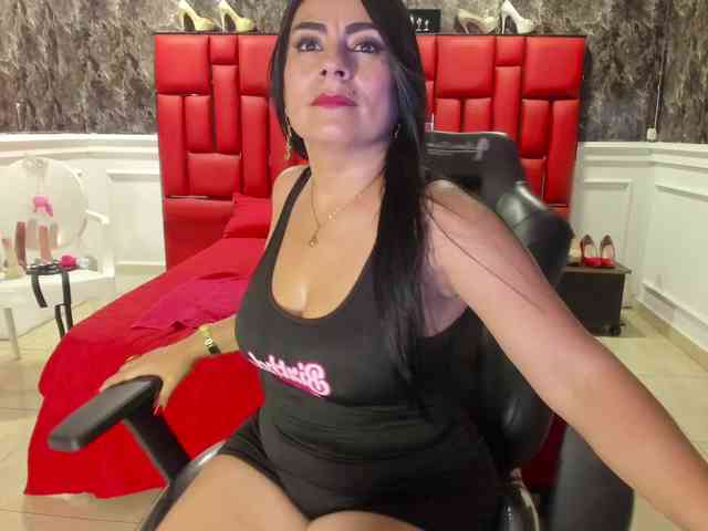 Ladyxmilf webcam