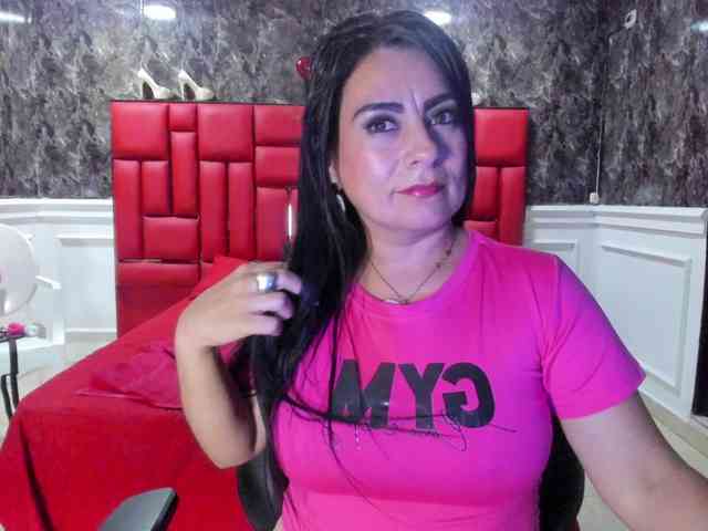 Ladyxmilf webcam