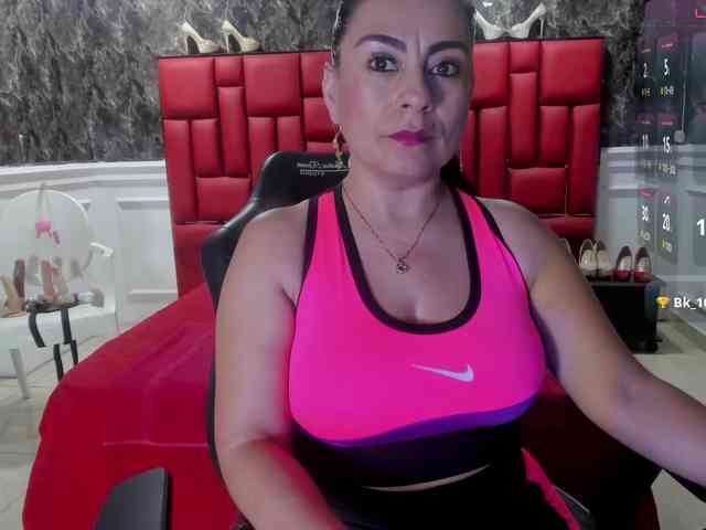 Ladyxmilf webcam