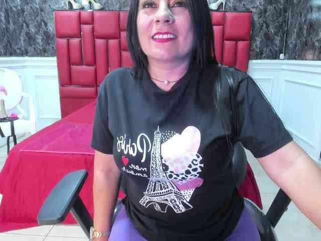 Ladyxmilf webcam
