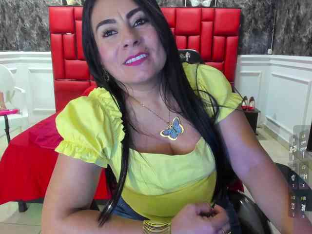 Ladyxmilf webcam