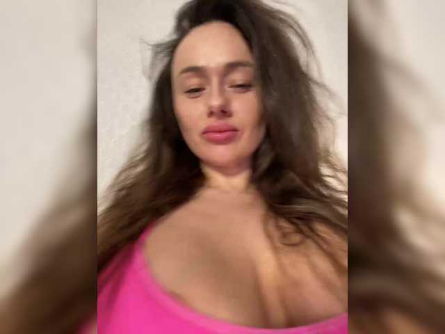 sochnayaaa's BongaCams show and profile