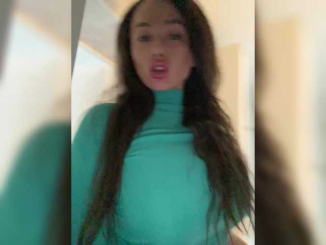 sochnayaaa's BongaCams show and profile