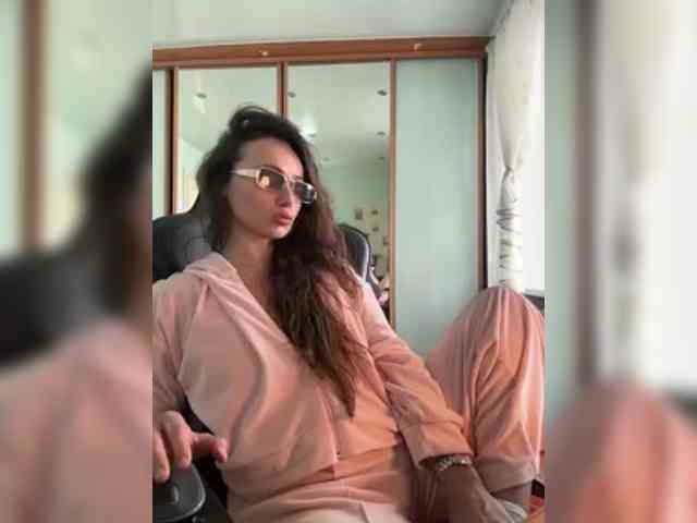 Dikiy_Angel webcam