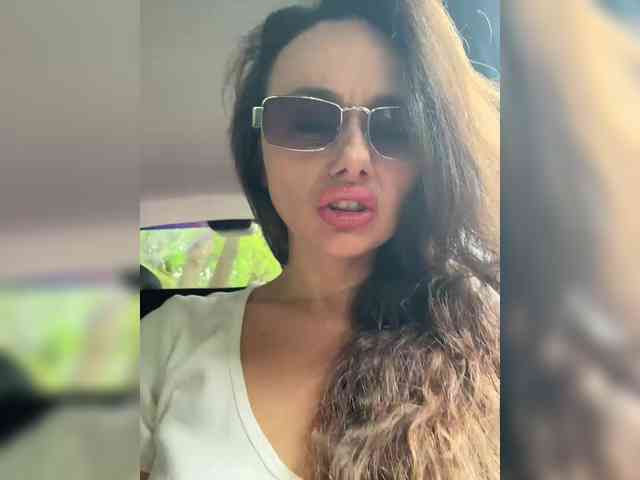Dikiy_Angel webcam