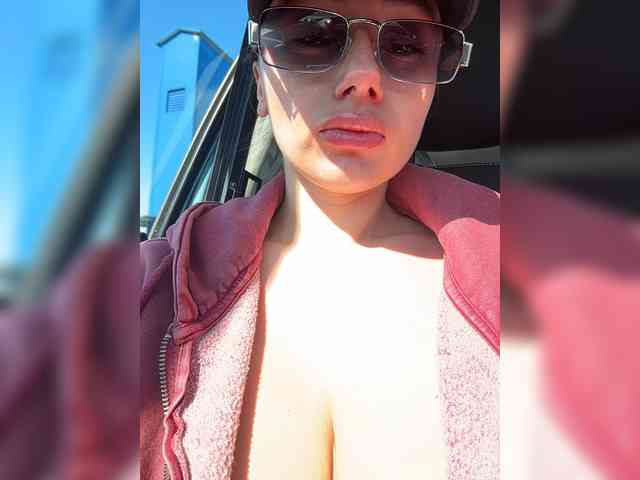 Dikiy_Angel webcam