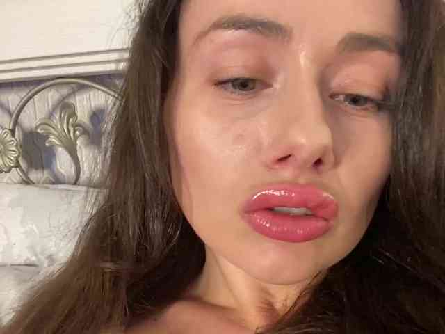 Dikiy_Angel webcam