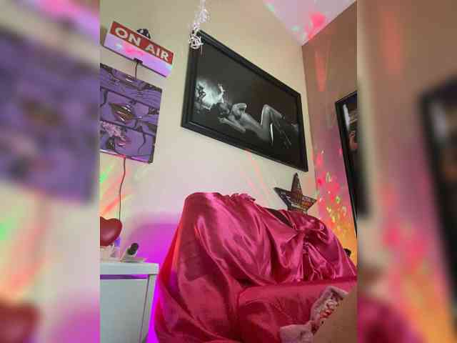 TheDime webcam