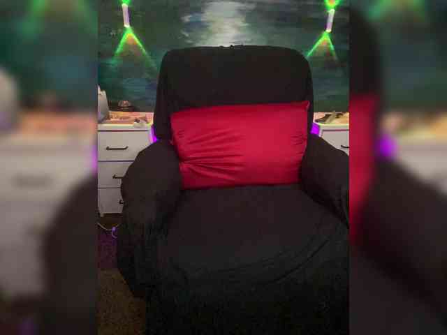 TheDime Live Webcam on BongaCams
